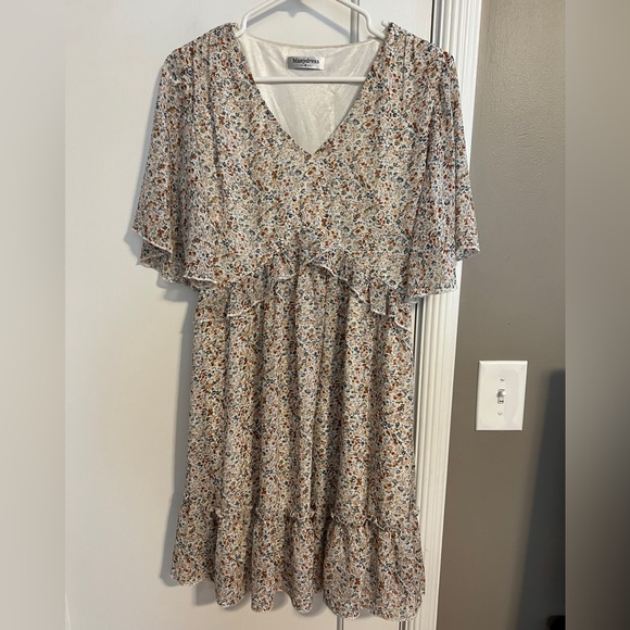 Chiffon Flowy Dress, Floral Print - Picture 4 of 6